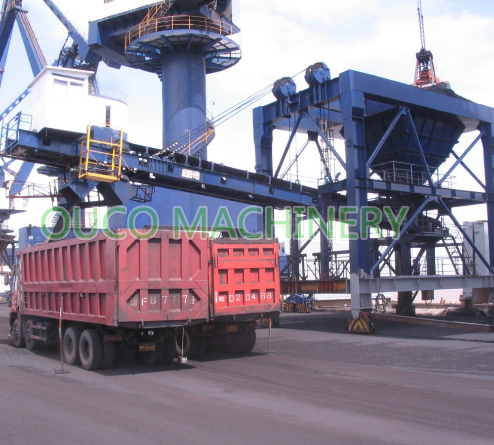 OUCO-Belt-Mounted-Port-Hopper-Manufacture.png